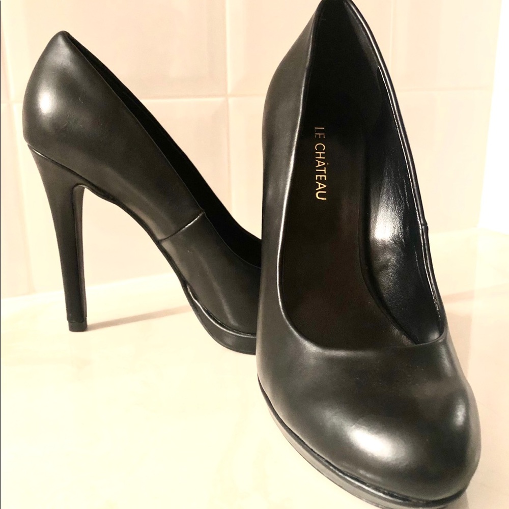 LE CHATEAU - Black Pumps